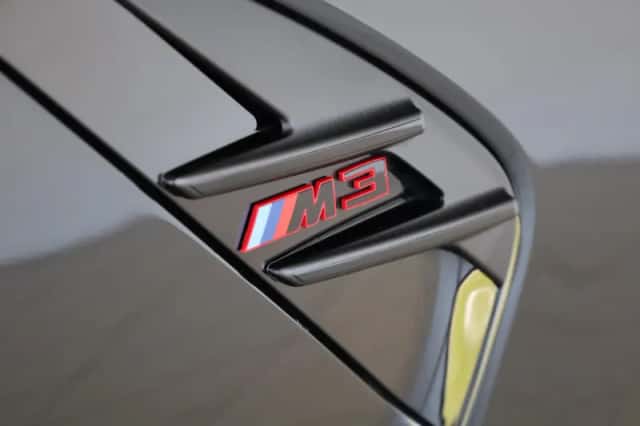 BMW M3 (2023) thumbnail 36