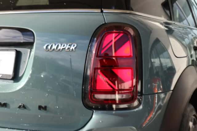 MINI Countryman (2021) thumbnail 23