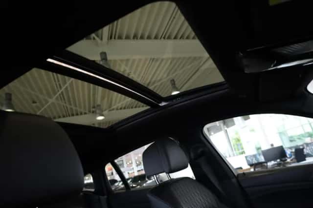 BMW X6 (2019) thumbnail 28
