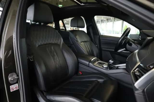 BMW X6 (2019) thumbnail 8