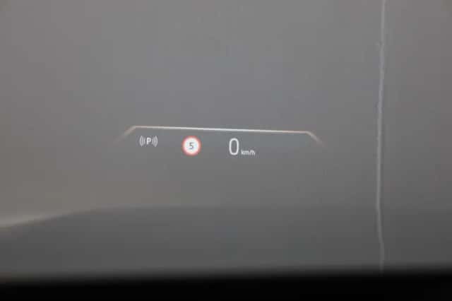 BMW i5 (2026) thumbnail 13