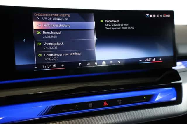 BMW i5 (2026) thumbnail 16