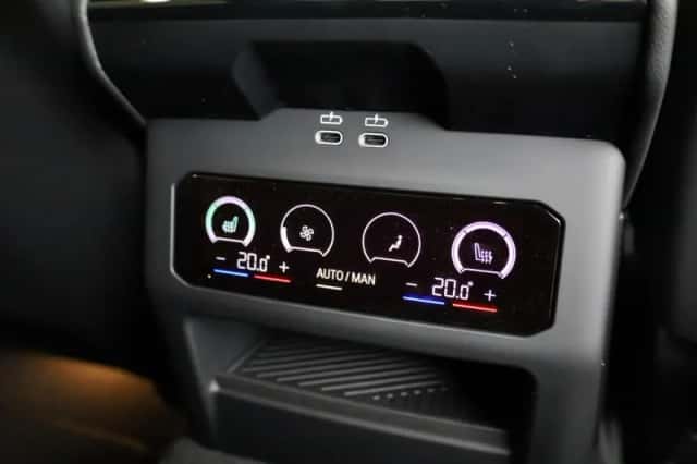 BMW i5 (2026) thumbnail 21