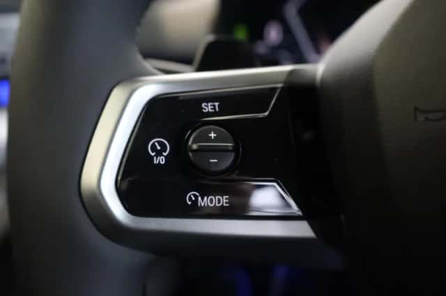 BMW i5 (2026) thumbnail 25