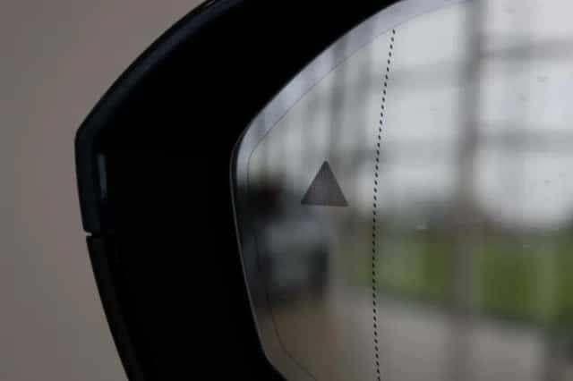 BMW i5 (2026) thumbnail 32