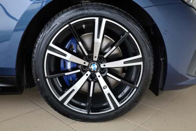BMW i5 (2026) thumbnail 6