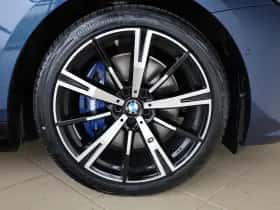 BMW i5 (2026) thumbnail 6