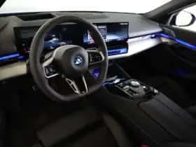 BMW i5 (2026) thumbnail 7