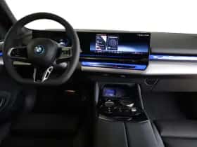 BMW i5 (2026) thumbnail 10