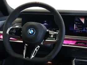 BMW i7 (2026) thumbnail 11
