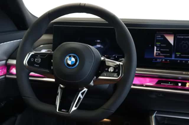 BMW i7 (2026) thumbnail 12