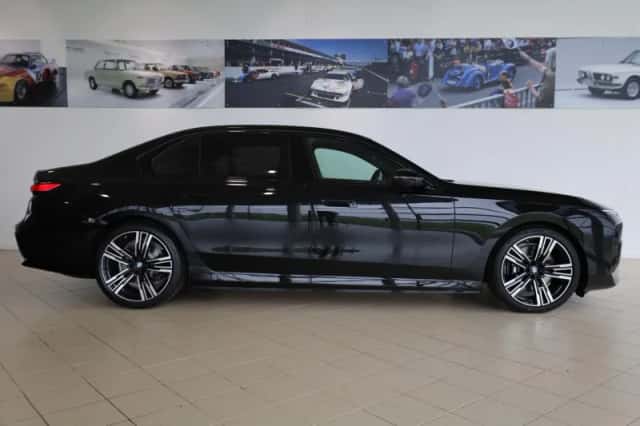 BMW i7 (2026) thumbnail 3
