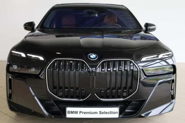 BMW i7 (2026) thumbnail 4