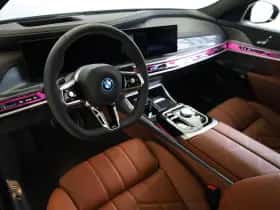 BMW i7 (2026) thumbnail 7