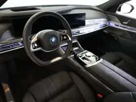 BMW 7-Serie (2026) thumbnail 7