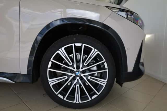 BMW X1 (2026) thumbnail 6