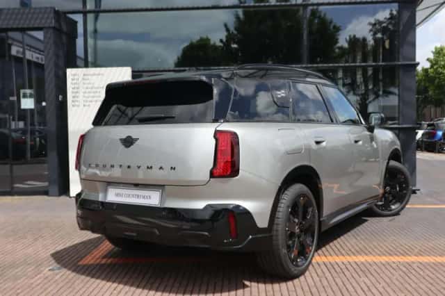 MINI Countryman (2026) thumbnail 2