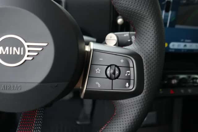 MINI Cooper (2026) thumbnail 14
