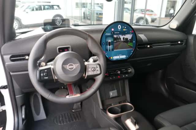 MINI Cooper (2026) thumbnail 7