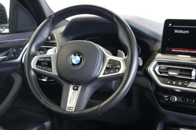 BMW X4 (2022) thumbnail 12