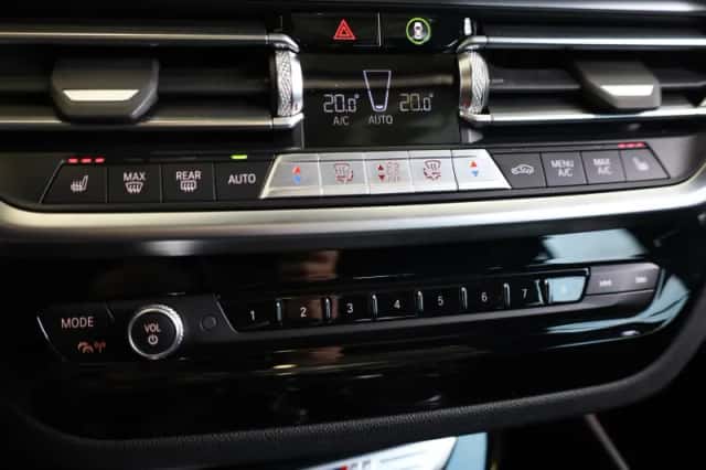 BMW X4 (2022) thumbnail 19