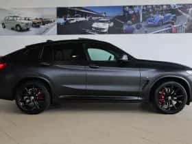 BMW X4 (2022) thumbnail 3