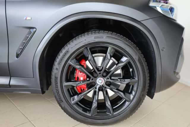 BMW X4 (2022) thumbnail 7