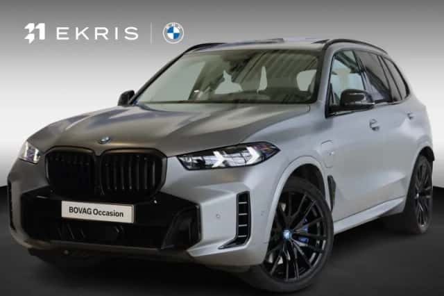 BMW X5 (2025) thumbnail 1