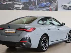 BMW i4 (2023) thumbnail 2