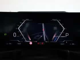 BMW i4 (2023) thumbnail 12