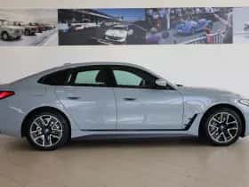 BMW i4 (2023) thumbnail 3