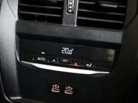 BMW i4 (2023) thumbnail 22