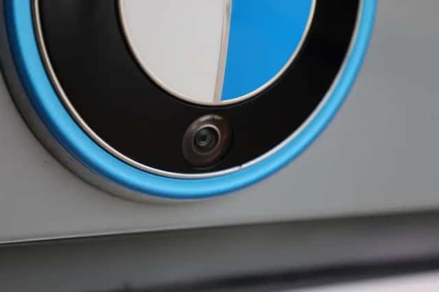 BMW i4 (2023) thumbnail 29