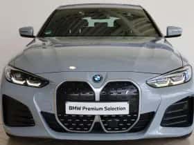 BMW i4 (2023) thumbnail 4