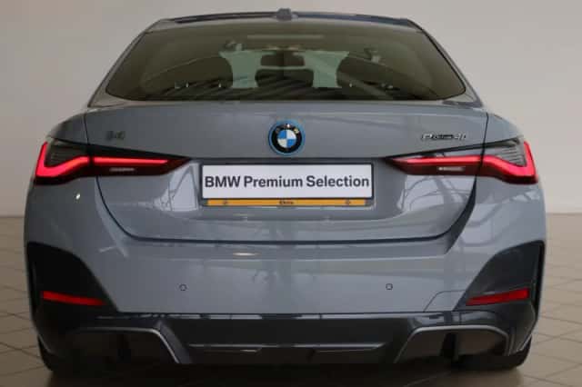 BMW i4 (2023) thumbnail 5