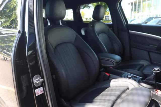 MINI Countryman (2022) thumbnail 4