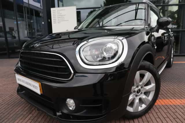 MINI Countryman (2019) thumbnail 6