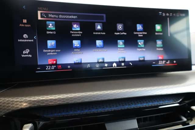 BMW i4 (2026) thumbnail 17