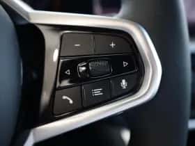 BMW i4 (2026) thumbnail 25
