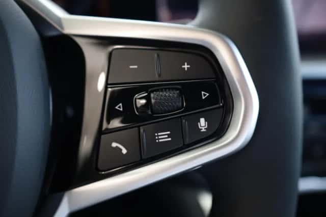 BMW i4 (2026) thumbnail 26