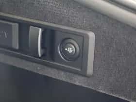 BMW i4 (2026) thumbnail 27