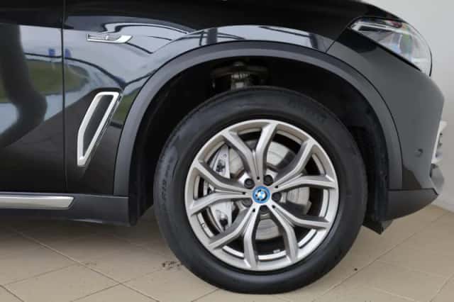 BMW X5 (2022) thumbnail 6