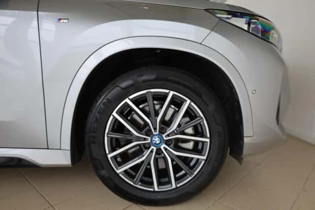 BMW X1 (2023) thumbnail 6