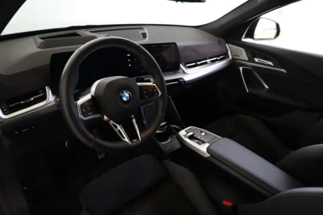 BMW X2 (2025) thumbnail 8