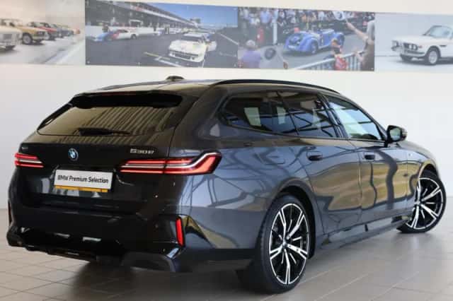 BMW 5-Serie (2025) thumbnail 2