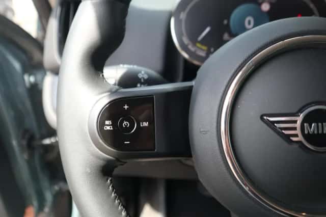 MINI Countryman (2023) thumbnail 11