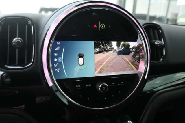 MINI Countryman (2023) thumbnail 13