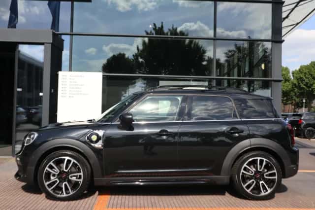MINI Countryman (2023) thumbnail 3