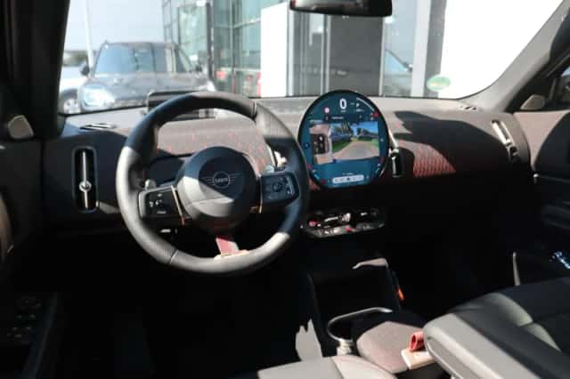 MINI Countryman (2025) thumbnail 3