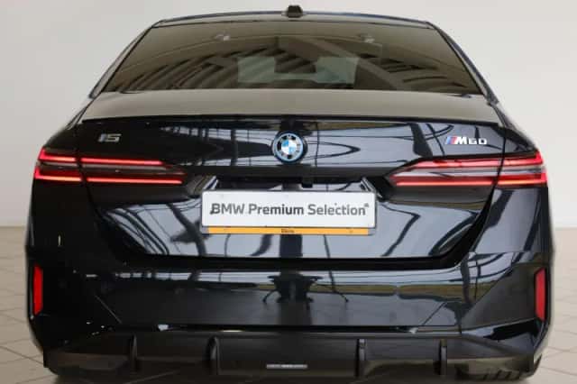 BMW i5 (2025) thumbnail 5